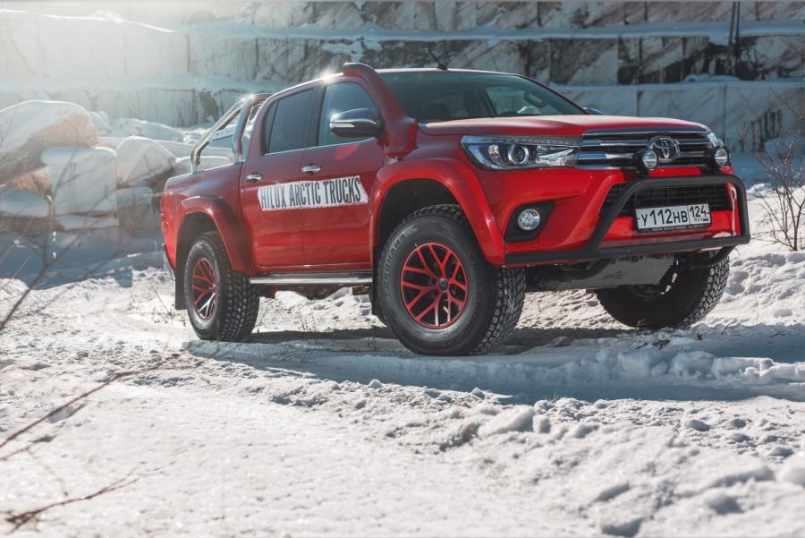  Arctic Trucks Toyota Hilux NG AT35 2016 года  (фото 8 из 12)